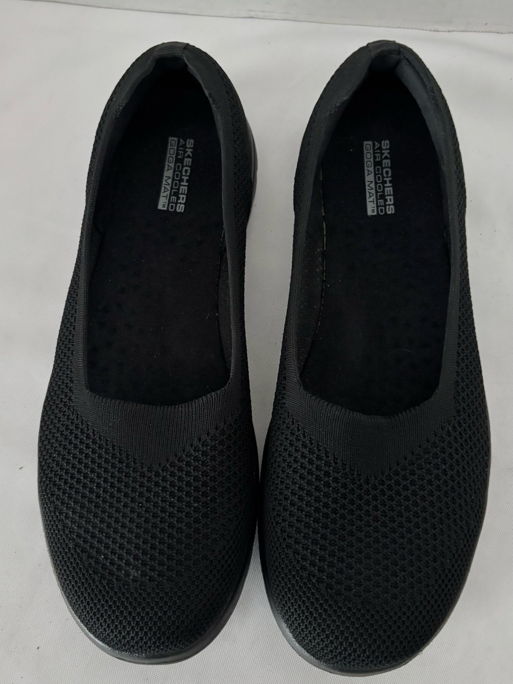 NEW Skechers GOGA  MAT Women's Black Knit Slip-On Hands Free Heel Pillow SZ 10 - Picture 12 of 13